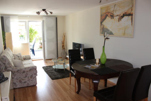 Wohnzimmer Gemutlich Modern abgewohnt wohnzimmer nach dem home staging modern hell gro einladend gemtlich wohnzimmer vor dem Das Modern Aber Gemtlich Eingerichtete Wohnzimmer Ist Gerumig Und Hell Wohnzimmer Gemutlich Modern design wohnzimmer gemtlich modern kunststein wandverkleidung natursteinoptik fr wohnzimmer Das Modern Aber Gemtlich Eingerichtete Wohnzimmer Ist Gerumig Und Hell